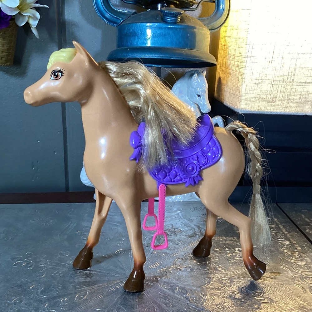 2012 Barbie Horse from Barbie Camping Fun Stacie Doll & Horse Set